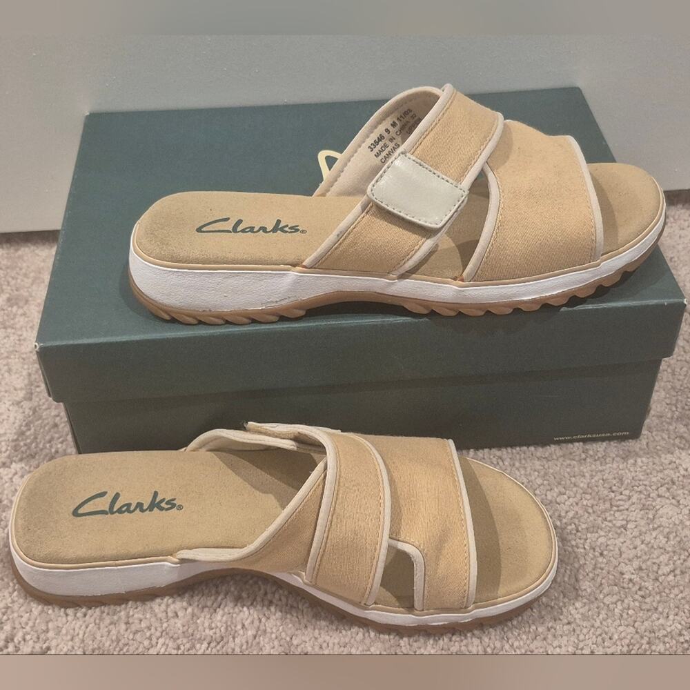 Clarks | EUC | Tan | Slide Sandals | Size 9M